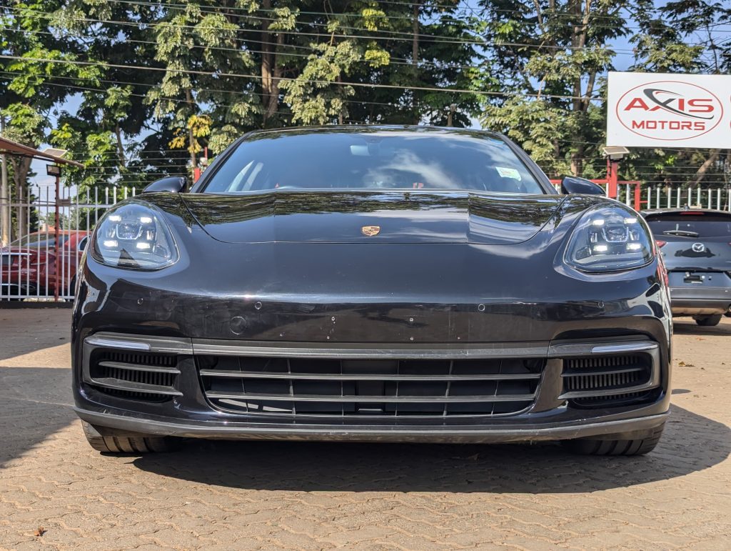 Porsche Panamera E-Hybrid