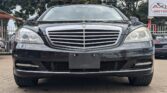 Mercedes Benz S350 2009 model in black exterior with sunroof and black leather interior.